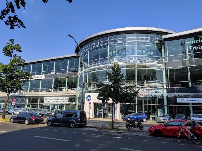 VW FS | Rent-a-Car – Berlin Charlottenburg im Hause Volkswagen Automobile Berlin